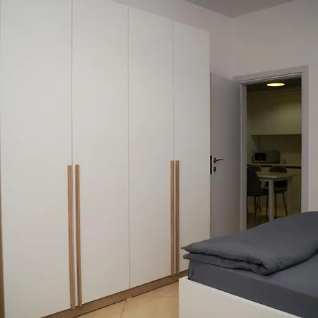 Sasso Bianco 13 Durrës