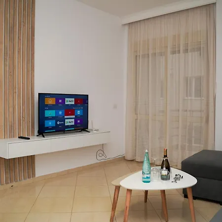 Sasso Bianco 13 Durrës